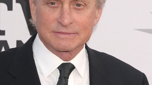 Michael Douglas are cancer la gat!