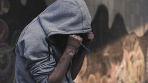 Caz șocant! Un tată și-a injectat copiii cu heroină pentru a-i ajuta să doarmă mai repede