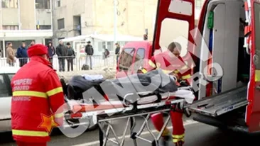 Eleva de 15 ani din Timisoara, acuzata de tentativa de omor. A impins un om peste o balustrada!