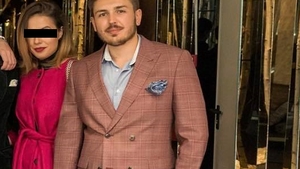 Cine este Bogdan Olaru, beizadeaua care s-a lăudat la mare cu averea părinților! A bătut un reporter ca să ”acopere” un accident