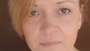 O mamă a răbufnit pe Facebook după ce fiul ei a primit o temă: ”Asta face o mamă care nu crede în cap plecat”