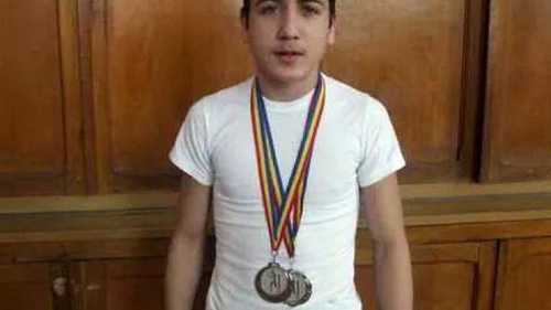 Campania "Un dar, un zambet, o speranta" l-a ajutat pe campionul de box din Constanta sa aiba un Craciun fericit!