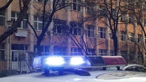 Înșelătorie grosolană! Au comandat de pe internet măști medicinale și în realitate au primit un colet cu alt conținut