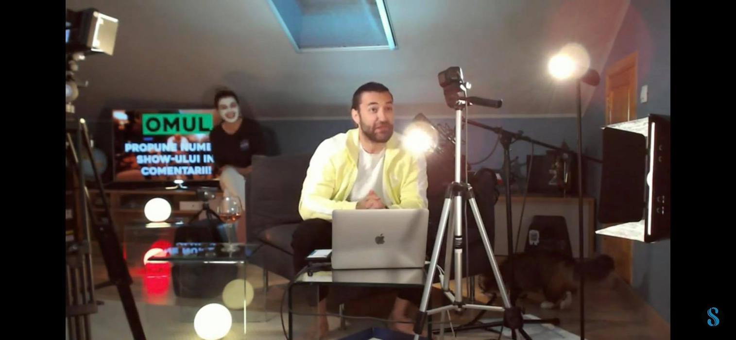 Smiley a întrerupt live-ul iubitei sale cu Selly! Ce i-a cerut Ginei Pistol: “Scuzați-ne”