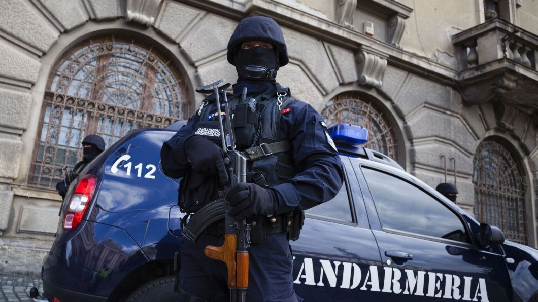 Un jandarm din Teleorman s-a împușcat în cap, în sediul incintei Jandarmeriei, cu doar câteva minute înainte să intre în post