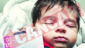 A vrut sa-i puna poza de la ecograf pe legitimatie