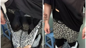 Ireal! Ce a încercat să ascundă în pantaloni un tânăr, atunci când a trecut prin porțile de securitate de la aeroport