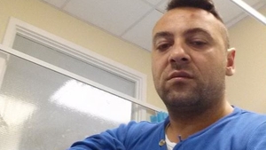 A ajuns pe patul de spital din cauza unei muscaturi de paianjen.