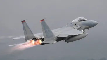 Un avion american de vânătoare s-a prăbușit în largul coastelor insulei japoneze Okinawa