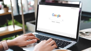 Cele 7 cuvinte și expresii pe care nu ar trebui să le cauți niciodată pe Google! Mulți români fac greșeala asta