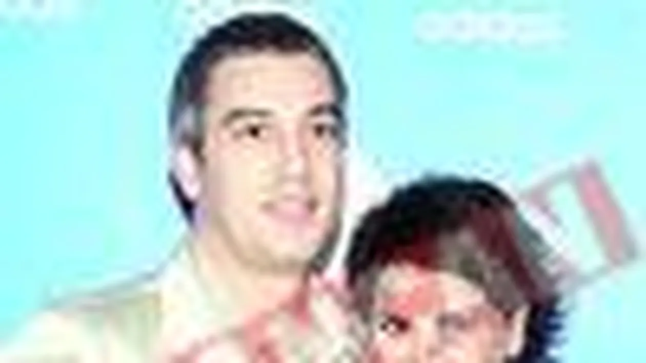 A ruinat-o pe Luminita Anghel cu 20 de bodyguarzi