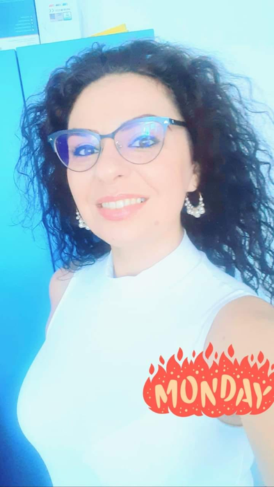 Luciana are o viață amoroasă complicată