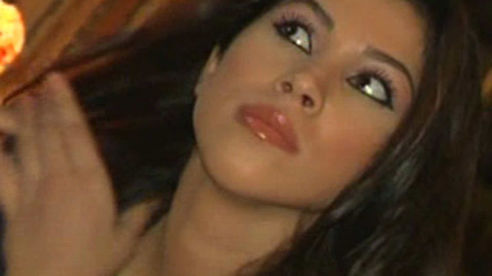 Raluca Pastrama s-a ingrasat 20 de kg in timpul sarcinii: "Nu are voie inca sa faca sport, dar vrea sa isi recapete silueta"