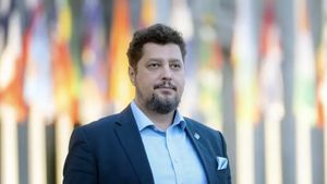 Demisie-ȘOC în AUR! Claudiu Târziu a demisionat și va înființa un nou partid