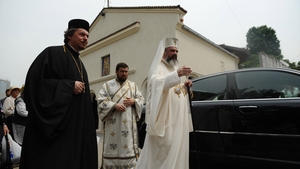 Patriarhia si-a facut site de vanzari online! Cele mai cautate produse sunt, culmea, butonii!