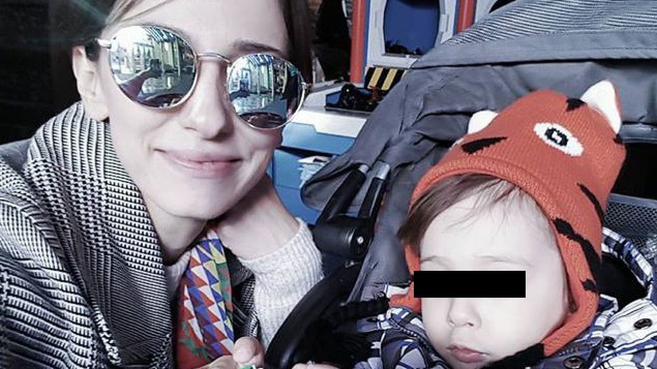 DANA ROGOZ zâmbeşte din nou după ce a fost acuzată că e o mamă inconştientă: "Ştiu, e..."