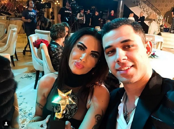 Oana Zăvoranu, la şedinţa de ”spiritism”. Ce a aflat mediumul despre reproşurile Mărioarei şi a celor doi taţi ai ei!