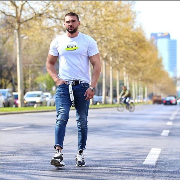 Fanii au rămas blocați! Dorian Popa și-a pierdut dinții!