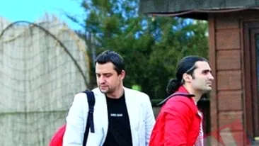 Pepe se antreneaza sa dea cu pumnul