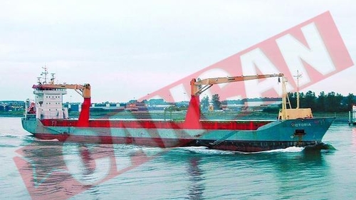 Tata si fiica, pe vasul rapit de pirati