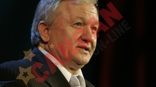 Porumboiu: "In Ghencea e templul fotbalului romanesc! Cine va juca acolo, 'ciulinii Baraganului'?"