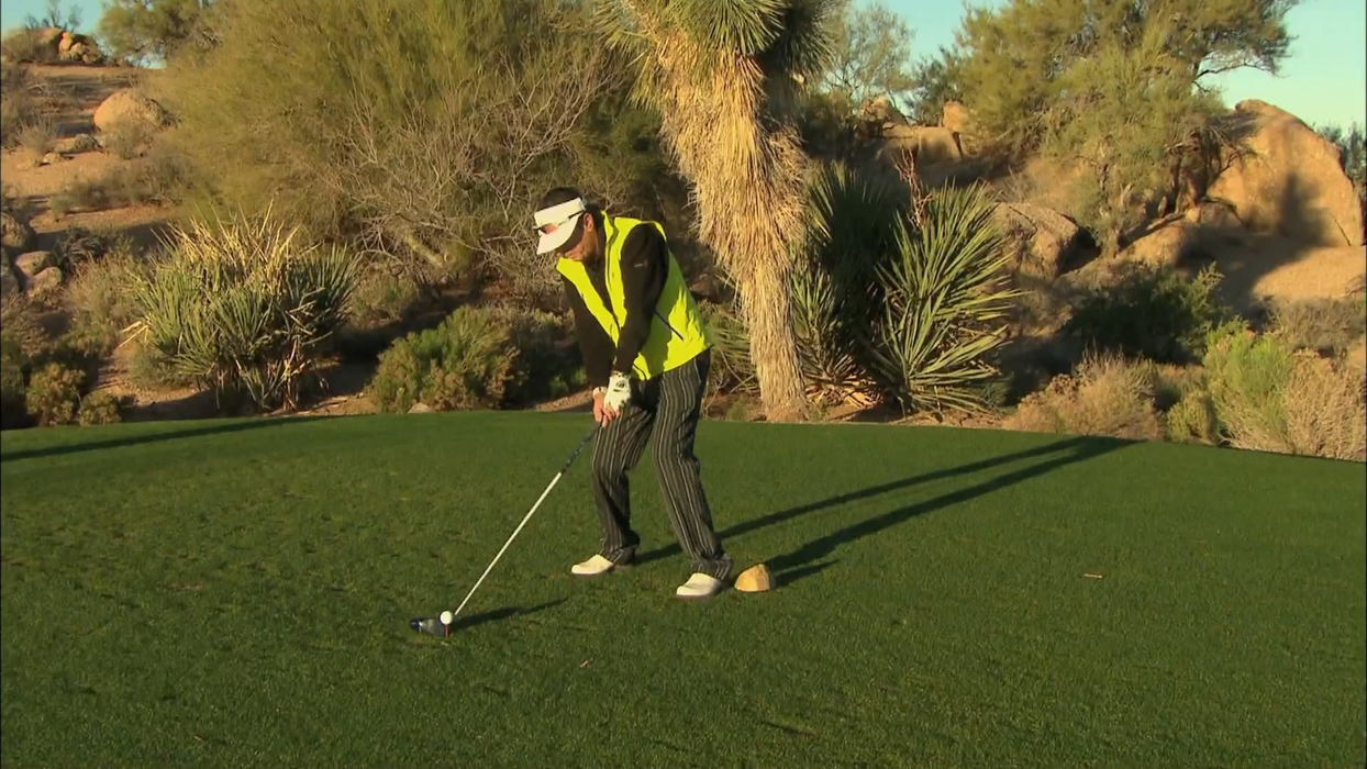 Alice Cooper a învins viciul băuturii pe terenul de golf