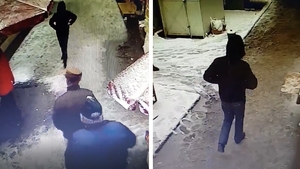 Noi imagini cu autorul jafului de la banca din Craiova. Atacatorul e încă liber | VIDEO