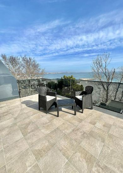 Cât costă o noapte de cazare în hotelul Andreei Bănică/ sursă foto: Booking