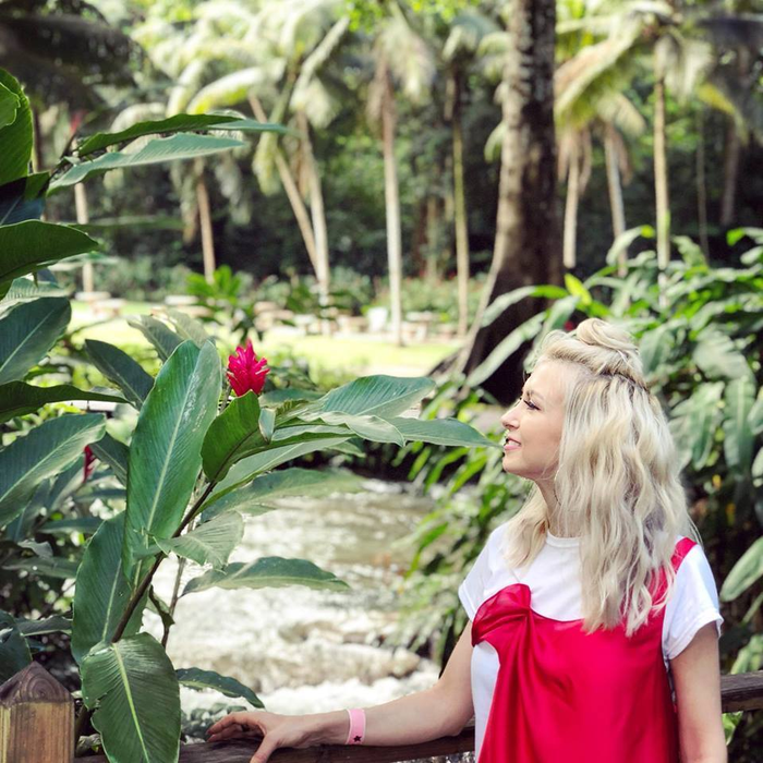 Andreea Bălan va deveni din nou mămică? Vedeta s-a întors din vacanţă şi a mărturisit tot: “Ne dorim de câteva luni bune…“