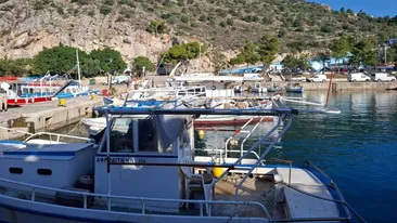 Insula grecească perfectă pentru o vacanță fără agitație. Aici mașinile sunt interzise
