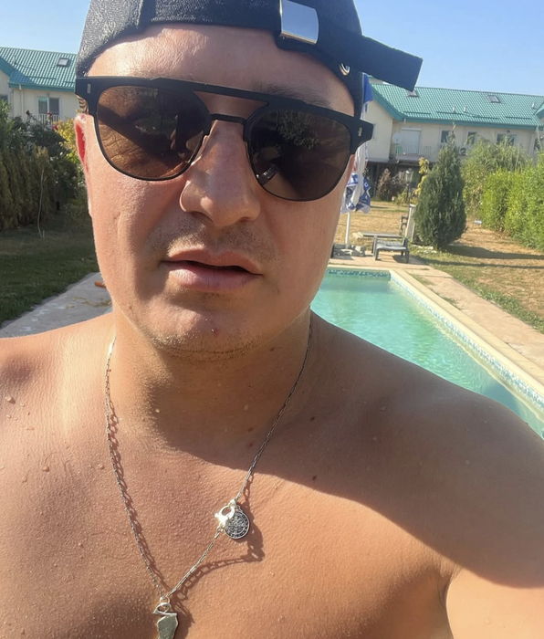 Marius Moise, bărbatul care a hărțuit-o pe Oana Monea la Insula iubirii 2023, de nerecunoscut. S-a schimbat total după ce s-a făcut de râs la Antena 1