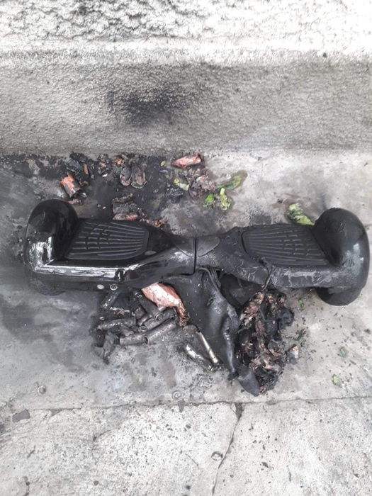 La un pas de tragedie! Hoverboard-ul unui puști din București a sărit în aer, după ce a luat foc. Micuțul a scăpat ca prin minune