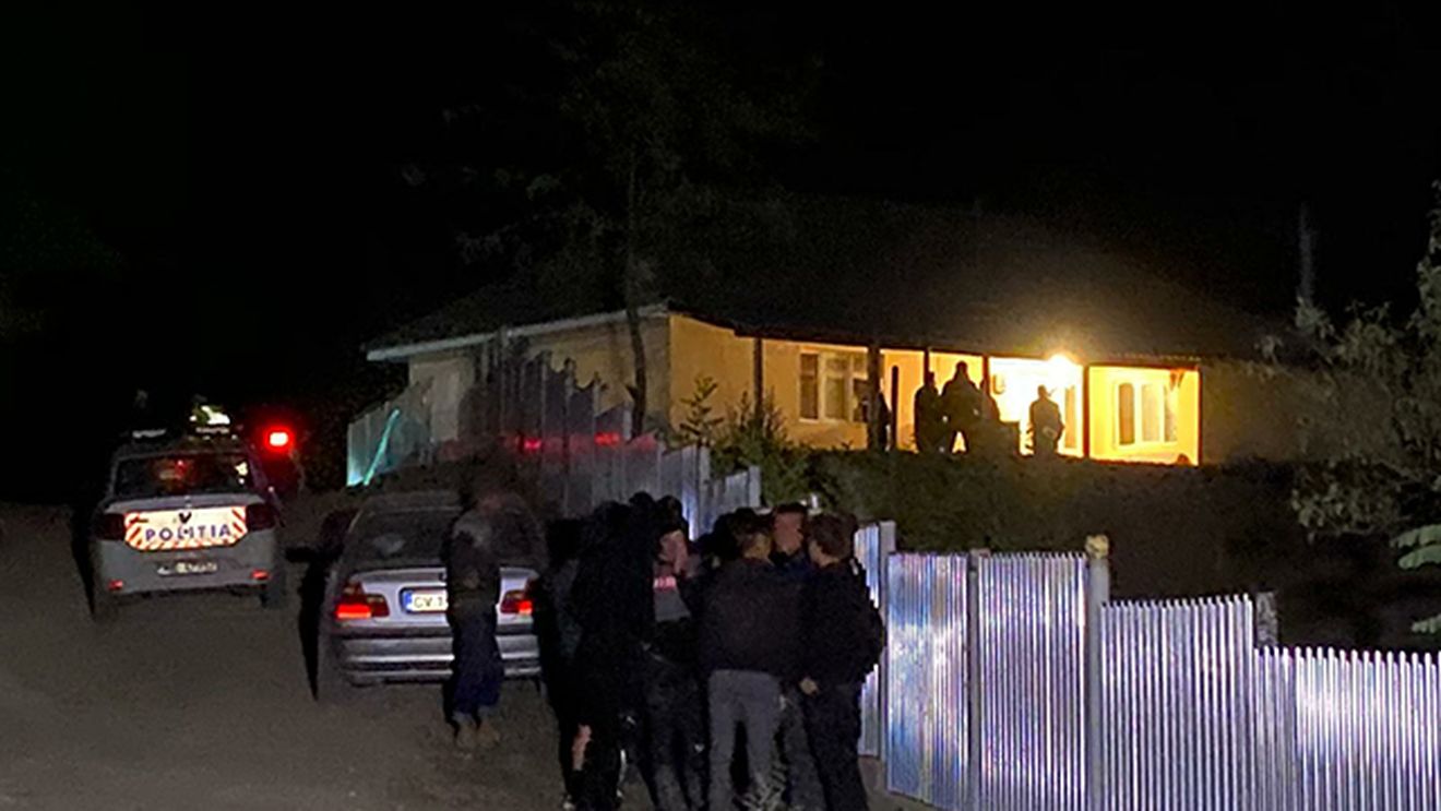 Crimă înfiorătoare la Vaslui. O bătrână de 83 de ani a fost ucisă de nepotul ei în curtea casei