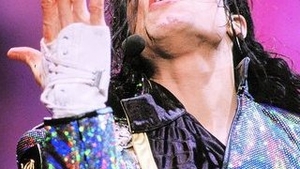 Alti artisti renumiti raspandesc principiile pentru care a militat megastarul. Michael Jackson continua sa existe prin ideile sale