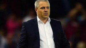 Șumudică în lacrimi la plecarea în Turcia: „ N-am ce să fac, trebuie să mă duc acolo, sunt sub contract!”