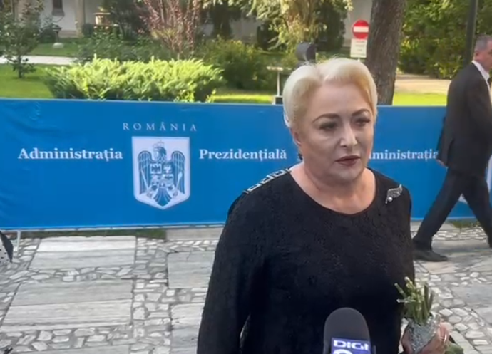 Cum a apărut Viorica Dăncilă la priveghiul lui Ion Iliescu? Toate privirile s-au întors către ea