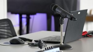 Vedeta de la Antena 1 care și-a făcut podcast! L-a dedicat memoriei mamei sale