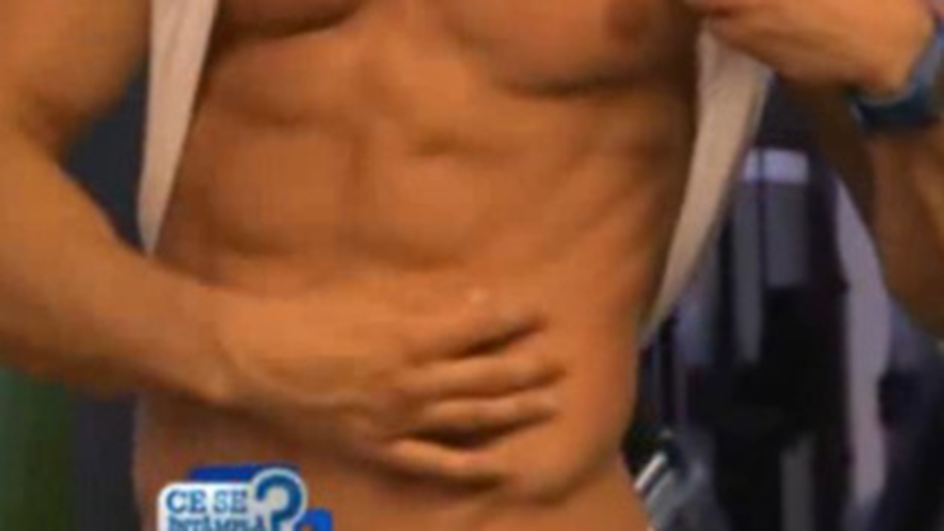 VIDEO Dorian Popa nu este degeaba unul dintre cei mai sexy actori! Uite cum se mentine! "Sportul este viata mea"