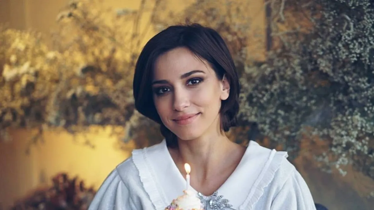 Dana Rogoz face Paștele în rulotă! Cu ce se aprovizionează