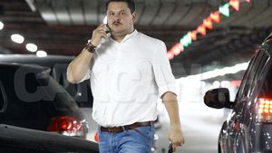 Bobiţă din ”Las Fierbinţi”, aventuri la curăţătorie