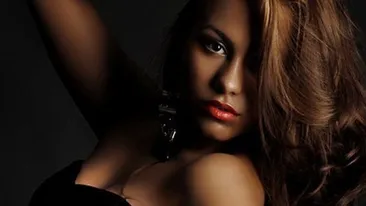 Ultima virgina din showbiz a comis-o! Nepoata manelistului Adi de la Valcea a devenit… femeie!