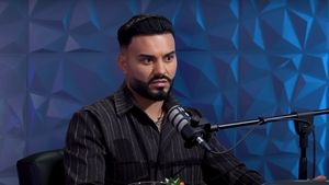 Jador, dezvăluiri halucinante! Cum a ajuns mama lui să fie călcată de jandarmi, din cauza banilor pe care i-a trimis: "Îmi zicea că e la puşcărie"