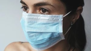 Noi restricții în România?! Unde va fi obligatorie masca de protecție din toamnă