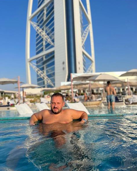 La bălăceală, în Dubai