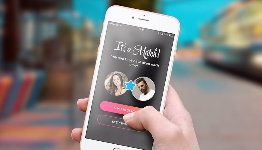 Şi-a chemat iubitul de pe Tinder în vizită, dar a făcut o descoperire cât se poate de şocantă după ce acesta a plecat. A pus rapid mâna pe telefon şi a sunat la Poliţie
