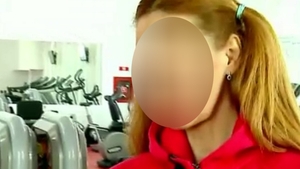 Ipostaza absolut jenanta in care a fost surprinsa o vedeta din Romania! Nu s-a uitat in oglinda cand a iesit asa din casa