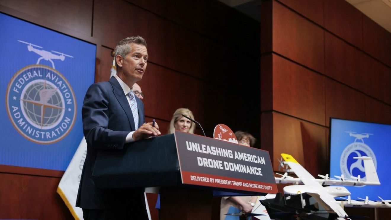 Șeful NASA face marele anunț! Agenția spațială va construi un reactor nuclear pe Lună!