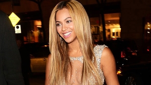 Nu credea nimeni ca o sa fie in stare sa faca acest lucru! Beyonce a facut un fan sa lesine! Barbatul si-a revenit cu greu din soc