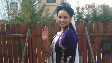 Andreea Marin, o adevărată turcoaică! A îmbrăcat din nou straie de cadână, deşi nu se simte bine in ele
