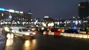 Protest în Capitală! Taximetriştii au blocat Piaţa Victoriei